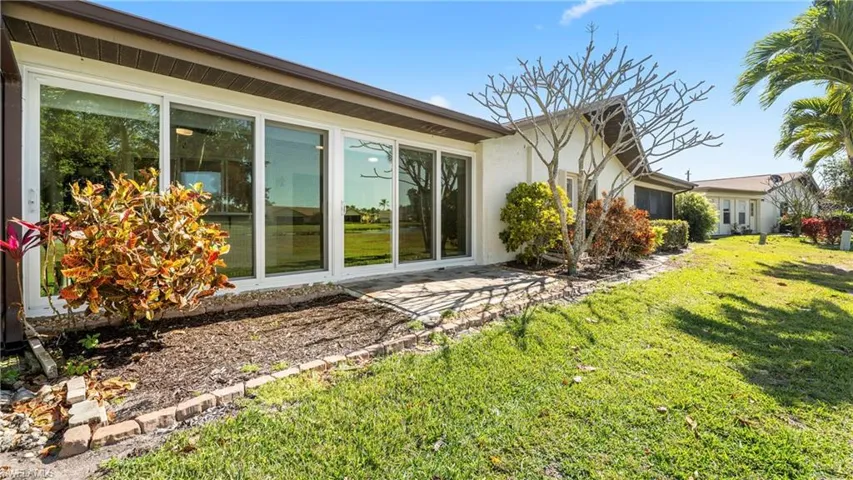 219  Charity  CT, Naples, FL 34112