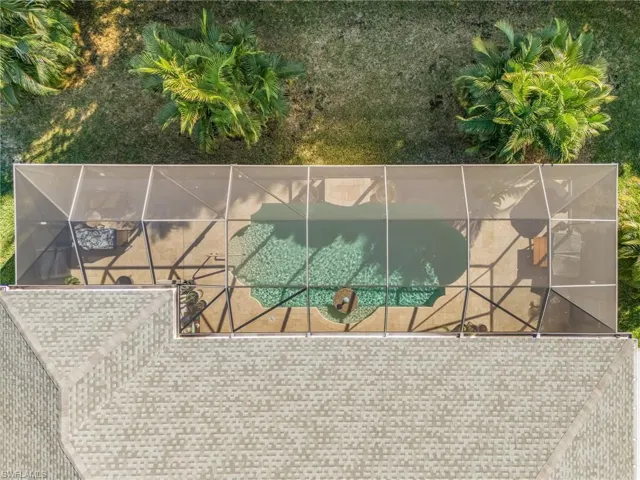 Full caged in pool deck.