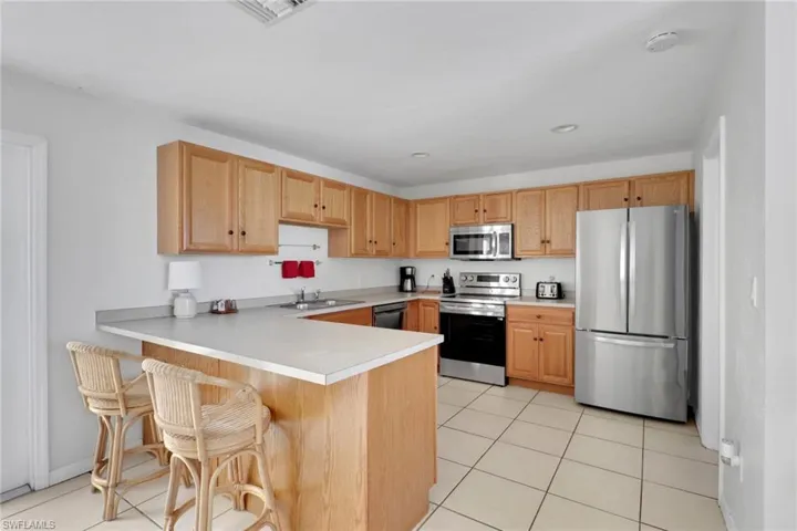 2772 Riverview Dr, Naples, Florida 34112