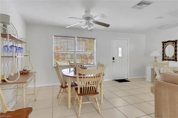 2772 Riverview Dr, Naples, Florida 34112