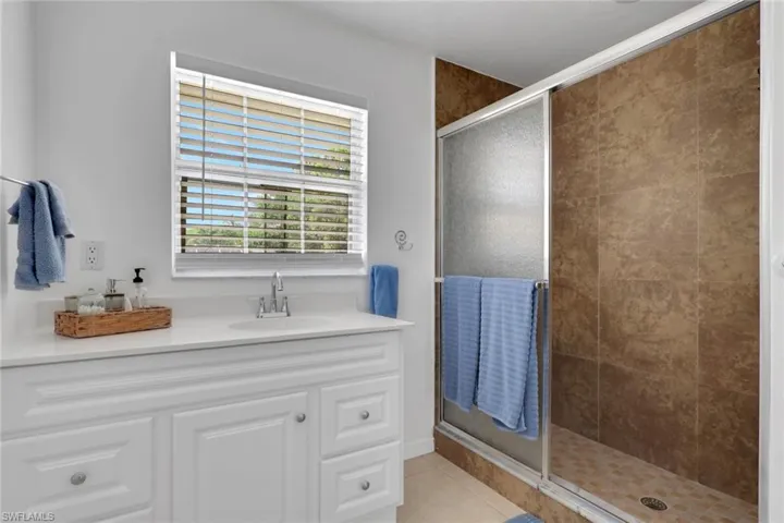 2772 Riverview Dr, Naples, Florida 34112