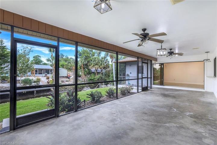 lanai access from the living and family area