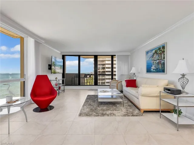 4001 Gulf Shore Blvd N 1006, Naples, Florida 34103
