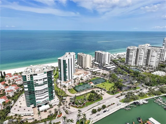 4001 Gulf Shore Blvd N 1006, Naples, Florida 34103