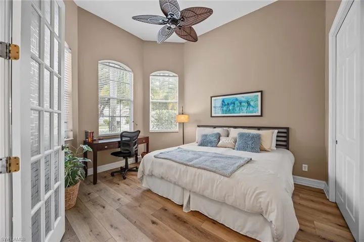 6927  Mauna Loa  LN, Naples, FL 34113