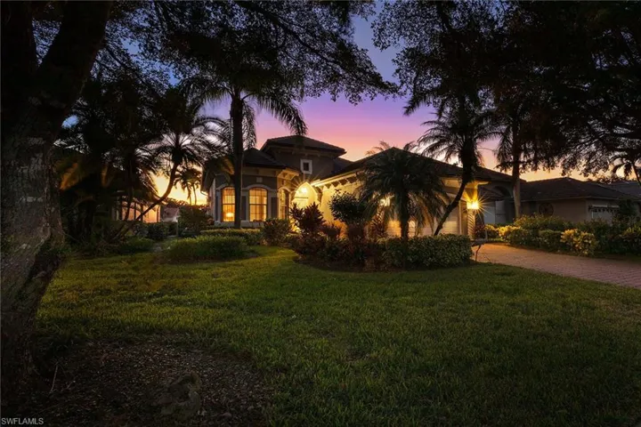 6927  Mauna Loa  LN, Naples, FL 34113