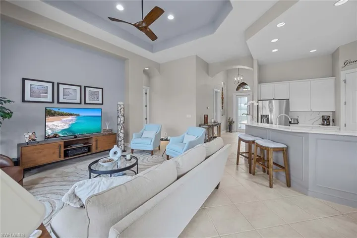 6927  Mauna Loa  LN, Naples, FL 34113
