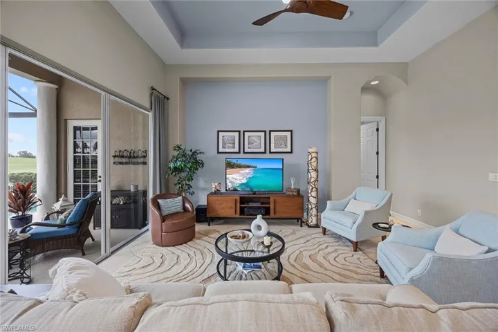 6927  Mauna Loa  LN, Naples, FL 34113