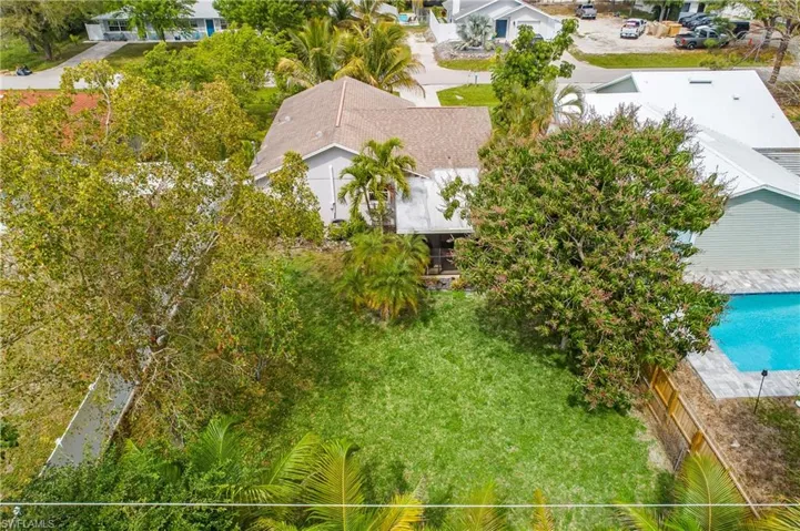 862 101st Ave N, Naples Fl 34108