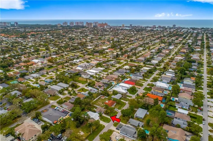 862 101st Ave N, Naples Fl 34108