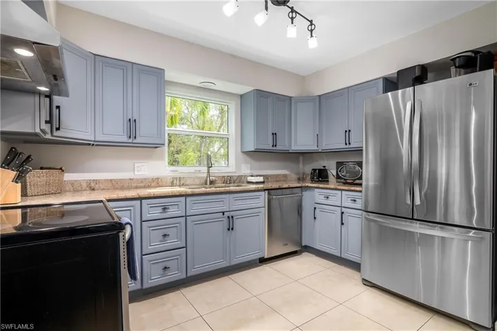 862 101st Ave N, Naples Fl 34108