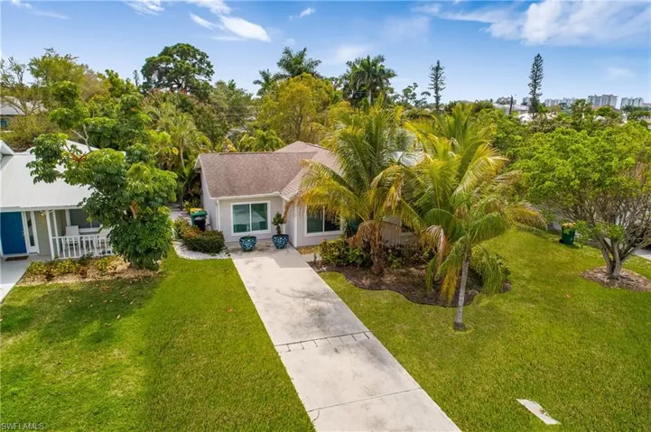 862 101st Ave N, Naples Fl 34108