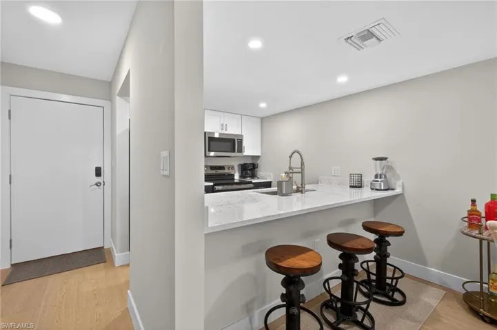 200 Lenell Rd 212, Fort Myers Beach, Florida 33931