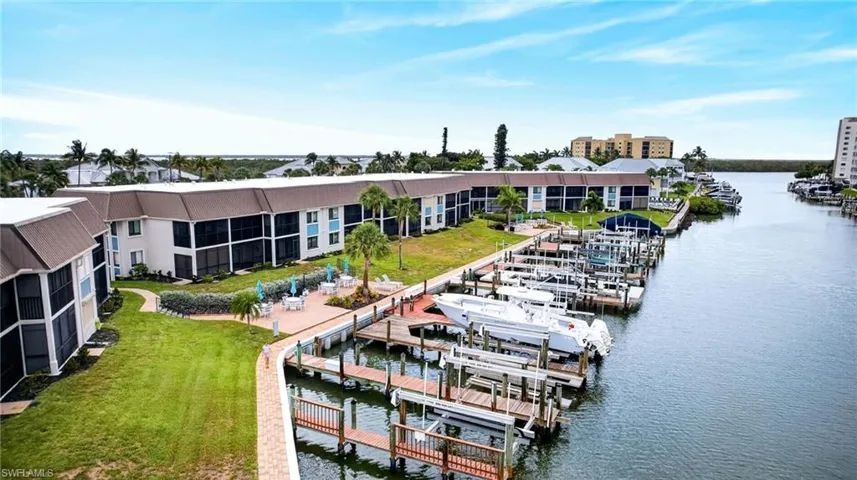 200 Lenell Rd 212, Fort Myers Beach, Florida 33931