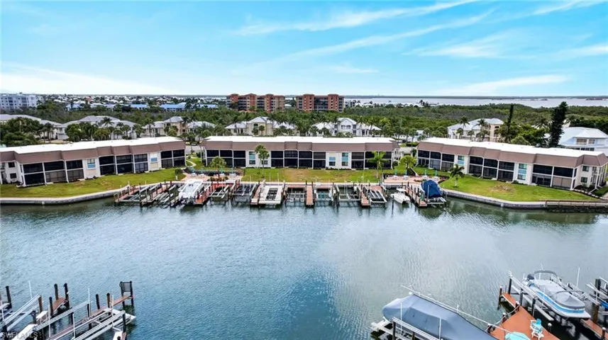 200 Lenell Rd 212, Fort Myers Beach, Florida 33931