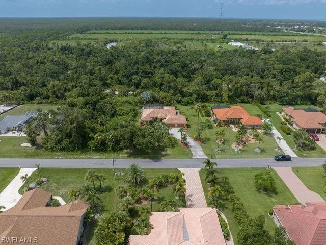 Birds eye view of property