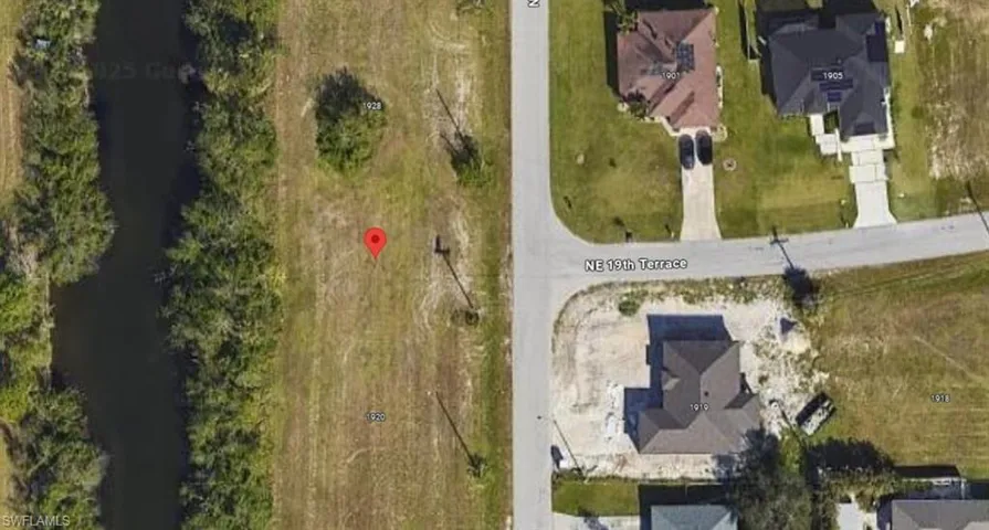 1924 Ne 19th Ave, Cape Coral, Florida 33909