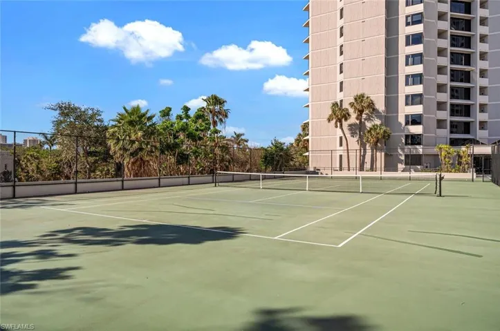 Heron's Private Tennis & Pickleball Court