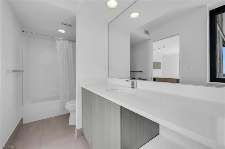 Guest Bath #2