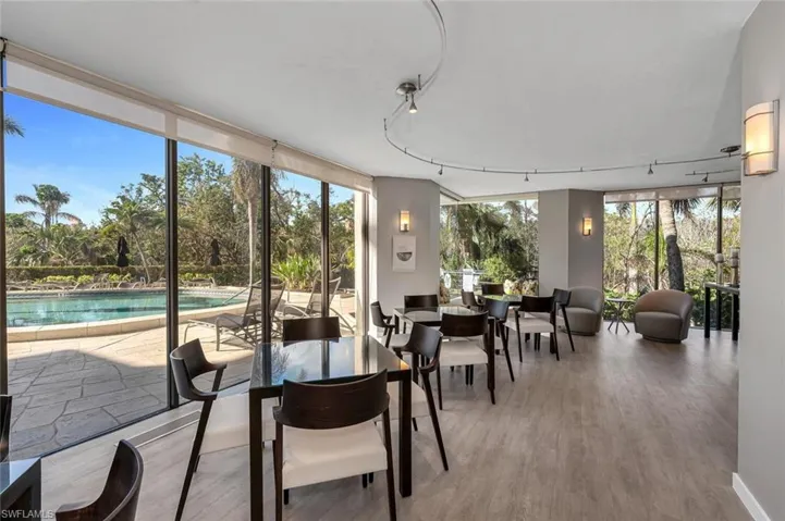 5555 Heron Point Dr # 2101, Naples, Florida 34108