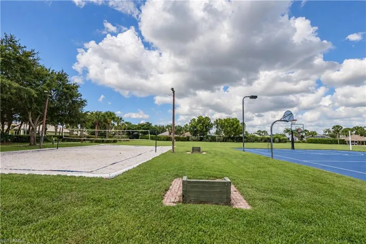 2635 Casibari Ct, Cape Coral, Florida 33991
