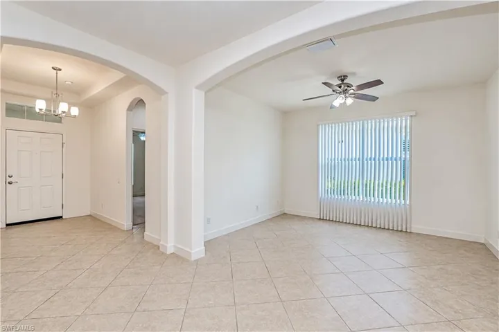 2635 Casibari Ct, Cape Coral, Florida 33991