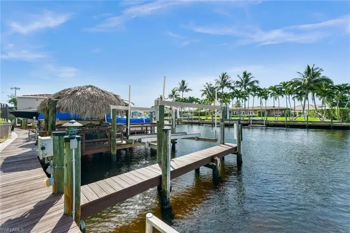 Your Dock and Lift