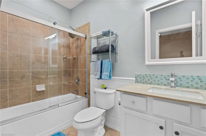 3147  Walnut Grove  LN, Alva, FL 33920