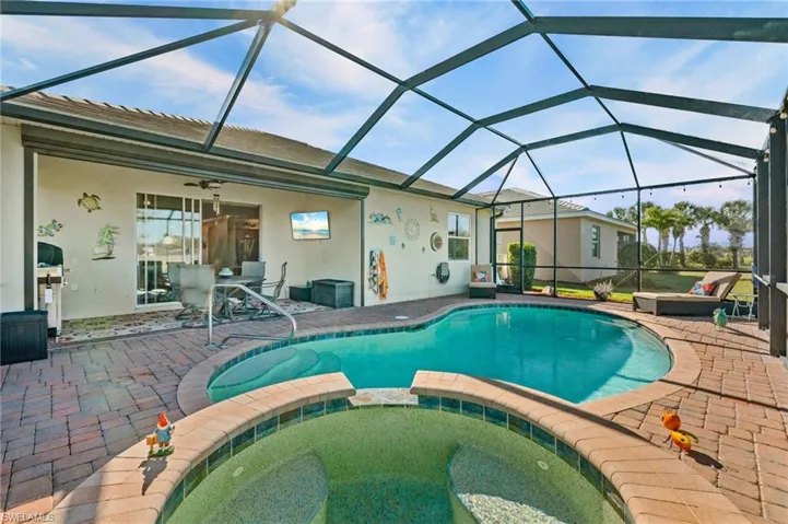 3147  Walnut Grove  LN, Alva, FL 33920