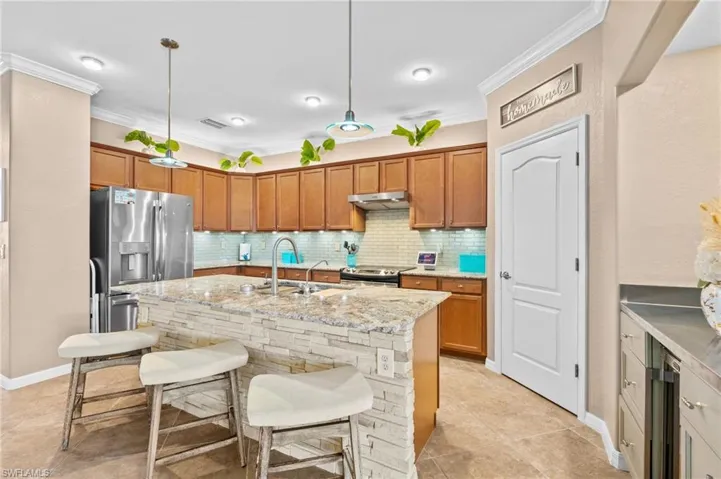 3147  Walnut Grove  LN, Alva, FL 33920