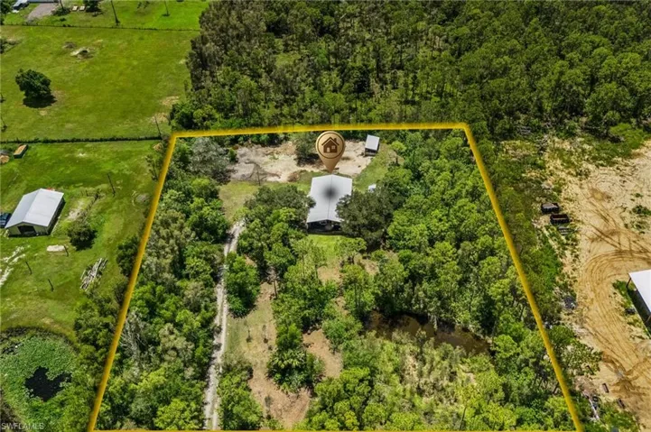Aerial overview of property's location with property boundaries highlighted