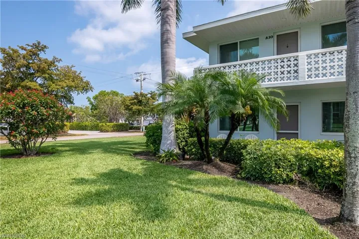 421  12TH S AVE, Naples, FL 34102