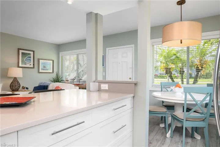 421  12TH S AVE, Naples, FL 34102