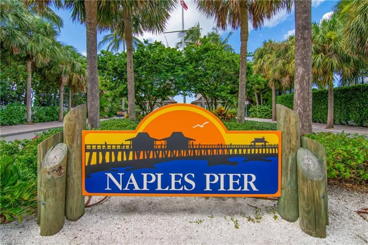 421  12TH S AVE, Naples, FL 34102