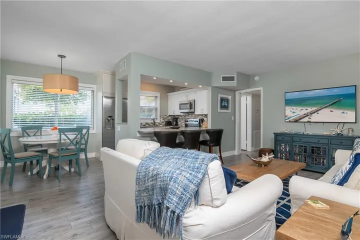 421  12TH S AVE, Naples, FL 34102
