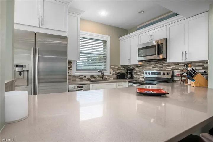 421  12TH S AVE, Naples, FL 34102