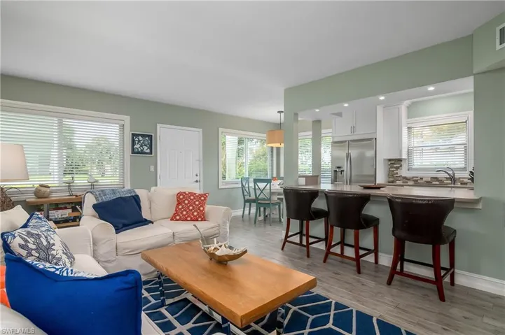 421  12TH S AVE, Naples, FL 34102