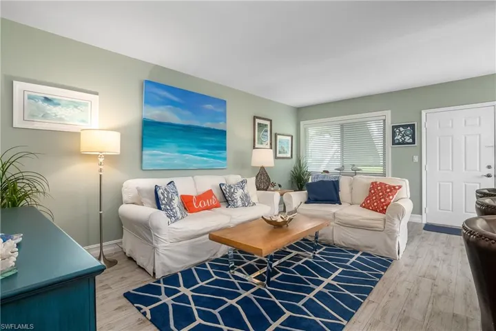 421  12TH S AVE, Naples, FL 34102