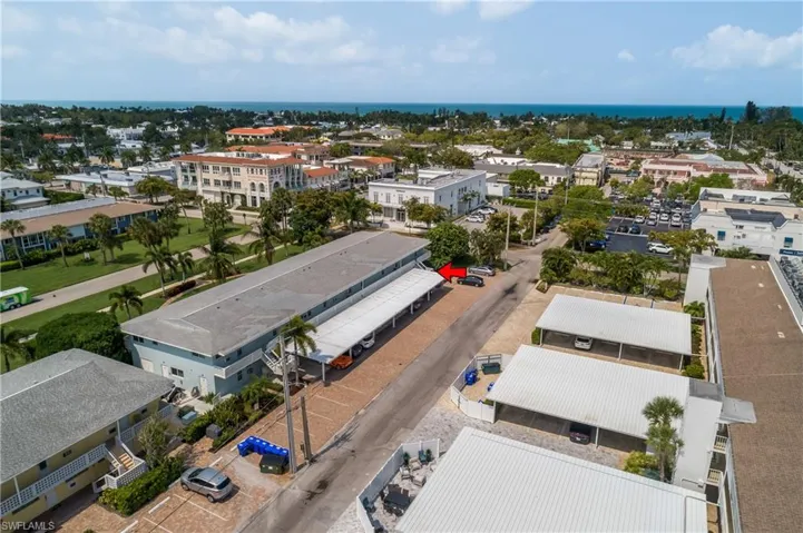 421  12TH S AVE, Naples, FL 34102