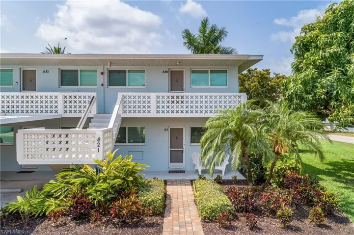 421  12TH S AVE, Naples, FL 34102