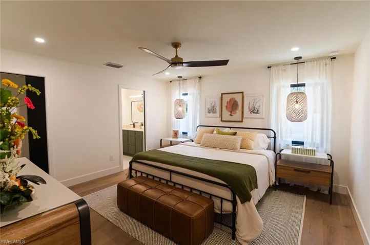 Second Oowner's suite with king bed