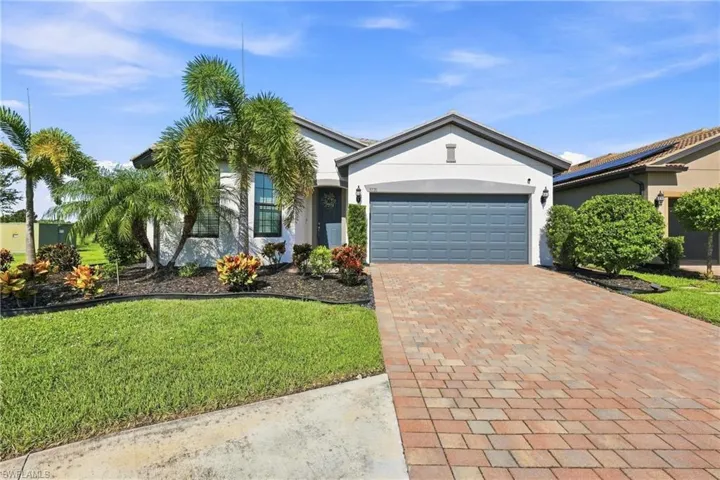 3721 East Hampton Cir Cir, Alva, Florida 33920