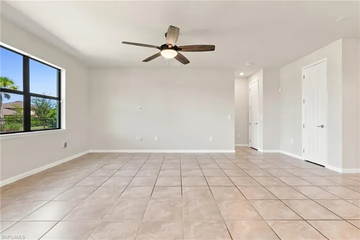 3721 East Hampton Cir Cir, Alva, Florida 33920