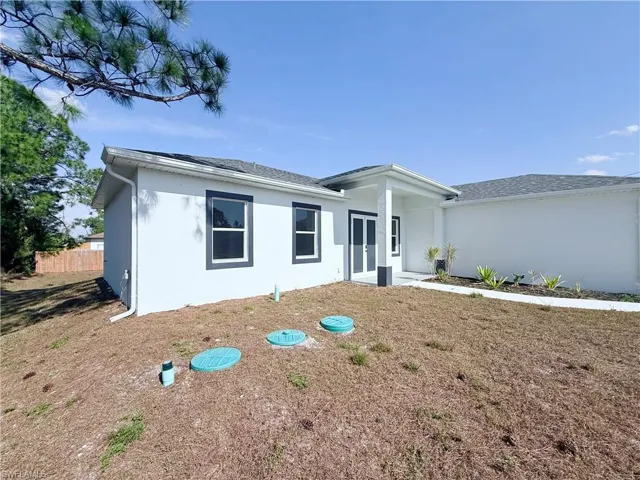 4006  2nd SW ST, Lehigh Acres, FL 33976