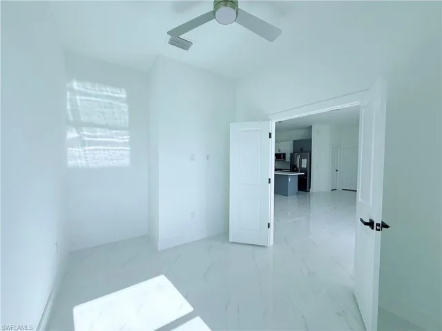4006  2nd SW ST, Lehigh Acres, FL 33976