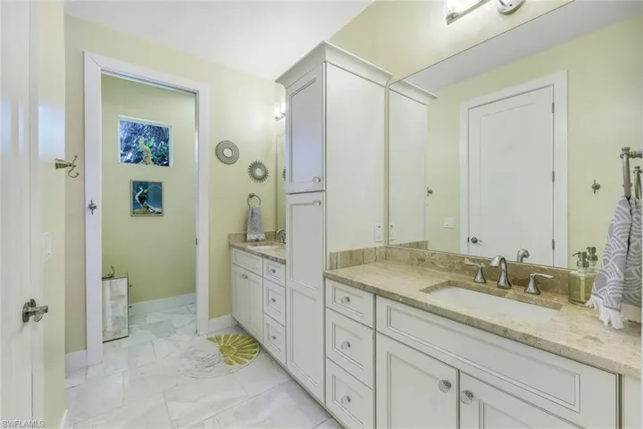 Owners Bath