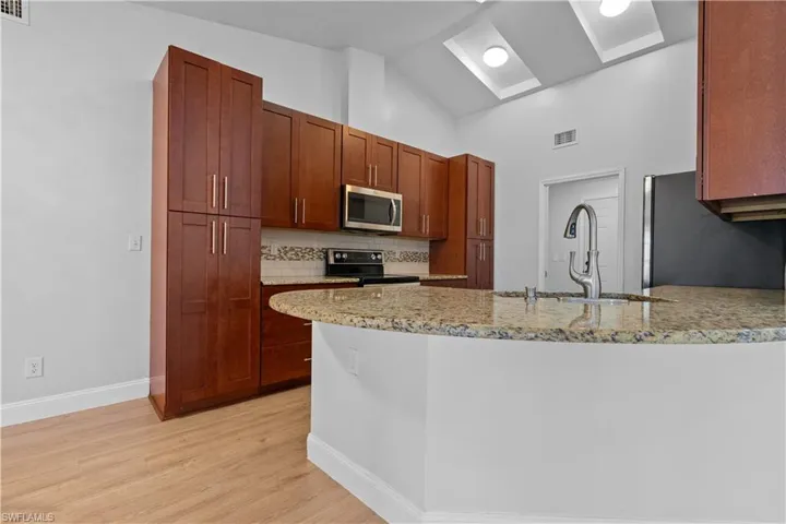 11370  Zehner  LN, Fort Myers, FL 33908