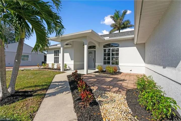 11370  Zehner  LN, Fort Myers, FL 33908