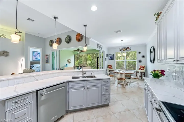 ALL NEW KITCHEN AID APPLIANCES