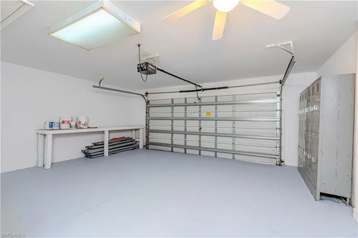 2 CAR Garage